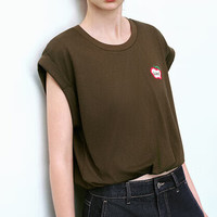 URBAN REVIVO 女装潮流街头风撞色苹果图案无袖T恤 UWU440097 深红棕 XS