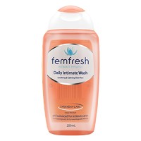 femfresh 芳芯 私處洗液女性護理液保養洗護液日常護理洋甘菊香250ml 澳洲進口