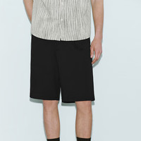 URBAN REVIVO 男士时尚休闲运动风松紧腰抽绳短裤UMF640076 正黑 30