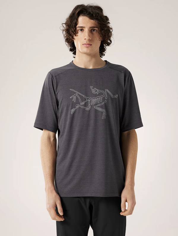 arcteryx始祖鸟arcteryx始祖鸟cormaclogoss透气男子速干短袖t恤夜影