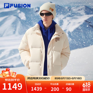 FILA FUSION斐乐潮牌款羽绒服冬季时尚宽松立领男女装上衣 麦乳色-BG 185/104A/XXL