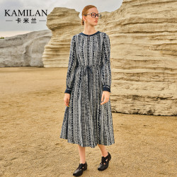 当前位置:>首页>服饰鞋包>女装>裙装>kamilan卡米兰裙装>文章详情>