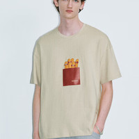 URBAN REVIVO 男士潮流创意滑板图案印花短袖T恤 UMV440103 暖灰 S