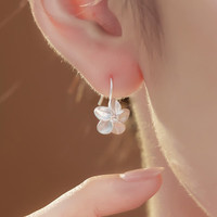 榛橙S999银花朵耳环女轻奢高级感耳挂式耳钉小众时尚足银耳饰E182 999银花朵耳钩