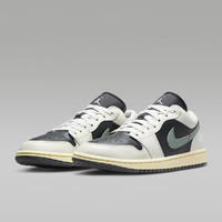 NIKE 耐克 Air Jordan 1 Low 中性运动鞋刺绣板鞋DC0774-001 3