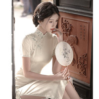 杜艳枝改良旗袍2024年夏季年轻款少女连衣裙新中式气质白色平时可穿 清风一笔 XL 110-120斤