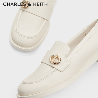 CHARLES&KEITH24秋季CK1-70900527金属扣饰英伦时尚乐福鞋女 粉白色Chalk 36