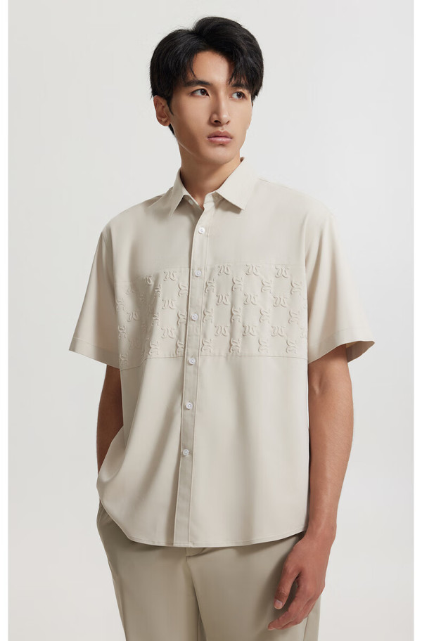 卡宾男装logo印花休闲衬衫短袖24夏宽松h2243111001杏色1550