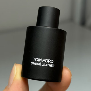 TOM FORD 汤姆·福特 光影皮革中性浓香水 EDP 4ml