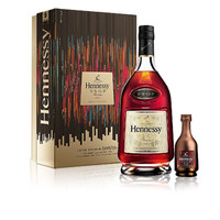 Hennessy 轩尼诗 V.S.O.P 干邑白兰地 40%vol 700ml+ 50ml 礼盒装