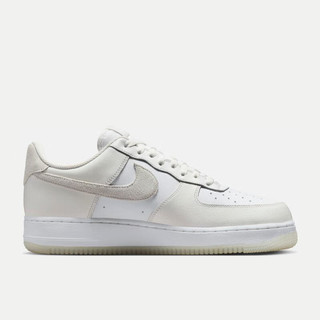 NIKE 耐克 AIR FORCE 1 '07 LV8 男款运动鞋 FN5832-100