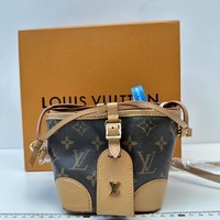 LOUIS VUITTON 路易威登 女士斜挎包 312406090225