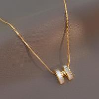 珍宝银楼 小众设计字母项链 高级感轻奢颈链 锁骨链 2024款