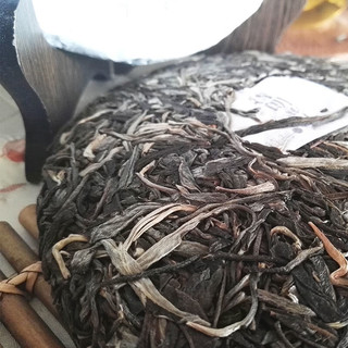 红允特朗普生茶一级浓香型云南大叶种晒青毛茶压制普洱茶同款 357克一饼