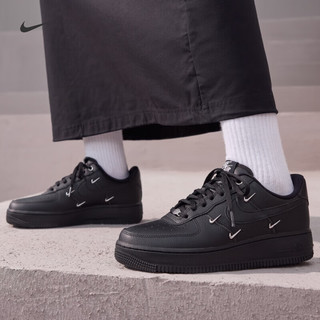 NIKE 耐克 AIR FORCE 1 女款板鞋 HQ1180-001