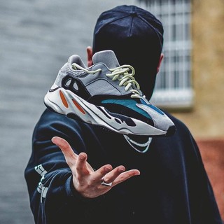 adidas 阿迪达斯 ORIGINALS Yeezy Boost 700 中性休闲运动鞋 B75571 灰蓝 36.5