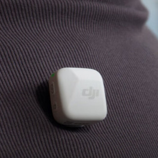 大疆 Mic Mini 麦克风发射器 云感白