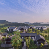 可限量升级至湖景房，相当于日历房一半！宁波东钱湖康得思酒店 豪华庭院/园景大或双床房2晚连住套餐（含双早+双人中式下午茶+温汤泡池等）