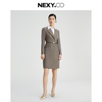 NEXY.CO 奈蔻 24秋季商务通勤设计感拼色假两件衬衫西装连衣裙女