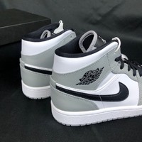 百亿补贴：NIKE 耐克 AJ1 MID 通用款篮球鞋 554724