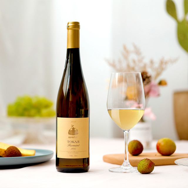 WINK 威克酒业 匈牙利原瓶进口福尔明半甜白葡萄酒甜酒750ml