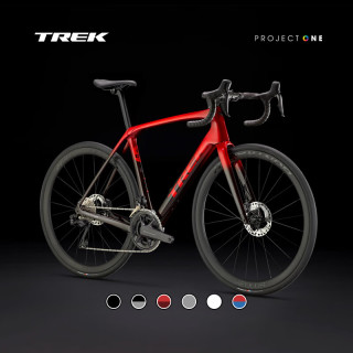 TREK 崔克 公路车 DOMANE SLR 7 P ONE 碳纤维电变竞赛级公路自行车门店提取 金属烟红色至红碳烟色渐变