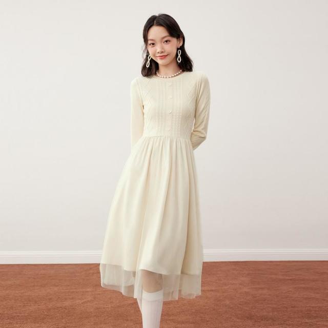 乐町 法式名媛长袖连衣裙装气质显瘦灯芯绒浪漫长裙