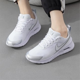 NIKE 耐克 AIR MAX NUAXIS时尚低帮鞋女鞋耐磨轻便运动休闲鞋