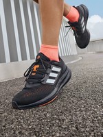 adidas 阿迪达斯 PURE BOOST 22 中性跑鞋 HQ1455