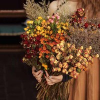 渝鼎福 干花花束多头玫瑰风干真花毕业拍照复古客厅装饰摆件天然家居摆设 混色50朵以上+草+叶
