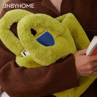 JNBYHOME 江南布衣24秋冬新品毛绒水桶包包手提包柔软顺滑小巧便携