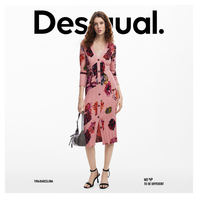 限尺码：Desigual 24秋冬氛围修身手绘印花前开衩V领长袖粉色连衣裙