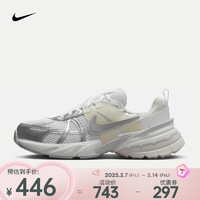 NIKE 耐克 V2K RUN 女款运动鞋 FD0736-104