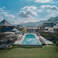 折合600/晚，历史低价没跑了！天目山都喜天丽酒店 豪华庭院双床房2晚连住套餐（含双早+双人景区门票+山涧私汤等）