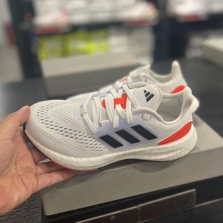 百亿补贴：adidas 阿迪达斯 Boost女子经典跑步低帮休闲运动鞋 GZ2596