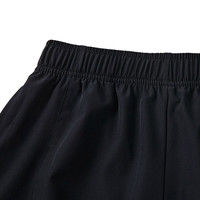 安德玛(Under Armour)儿童户外吸湿速干运动裤子男大童舒适有型拼接梭织短裤242123350 黑色 130