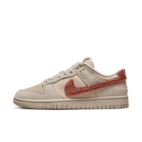 NIKE 耐克 Dunk Low 女子毛绒勾运动鞋 DZ4706-200