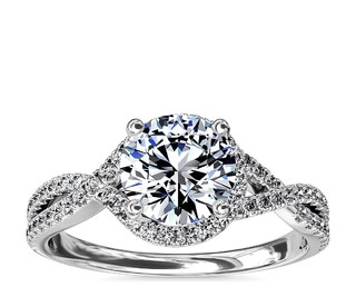 Blue Nile 0.7克拉圆形钻石（3EX E色VVS2无荧光）+14k 白金扭纹光环钻石订婚戒指（1/3 克拉总重量）