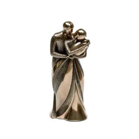 Genesis《夫妇与婴儿》铜雕